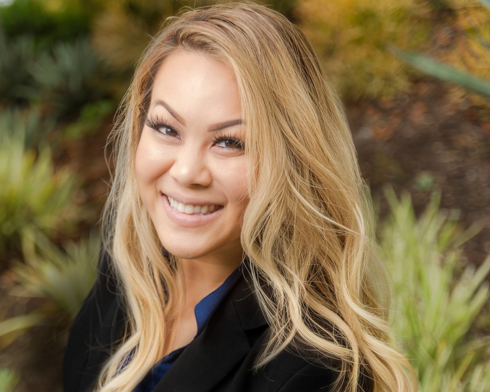 san diego headshot photographer on location